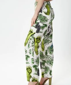 Liquorish Bird and Floral Print Trousers - Multicolour -Liquorish Sales Store dc8d54cfaf4d4ddebc94fad61addb031 scaled