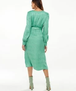Liquorish 70s Style Jacquard Dress in Mint with Slit -Liquorish Sales Store df8cd301fad74859ac1c0f15737ca8d2