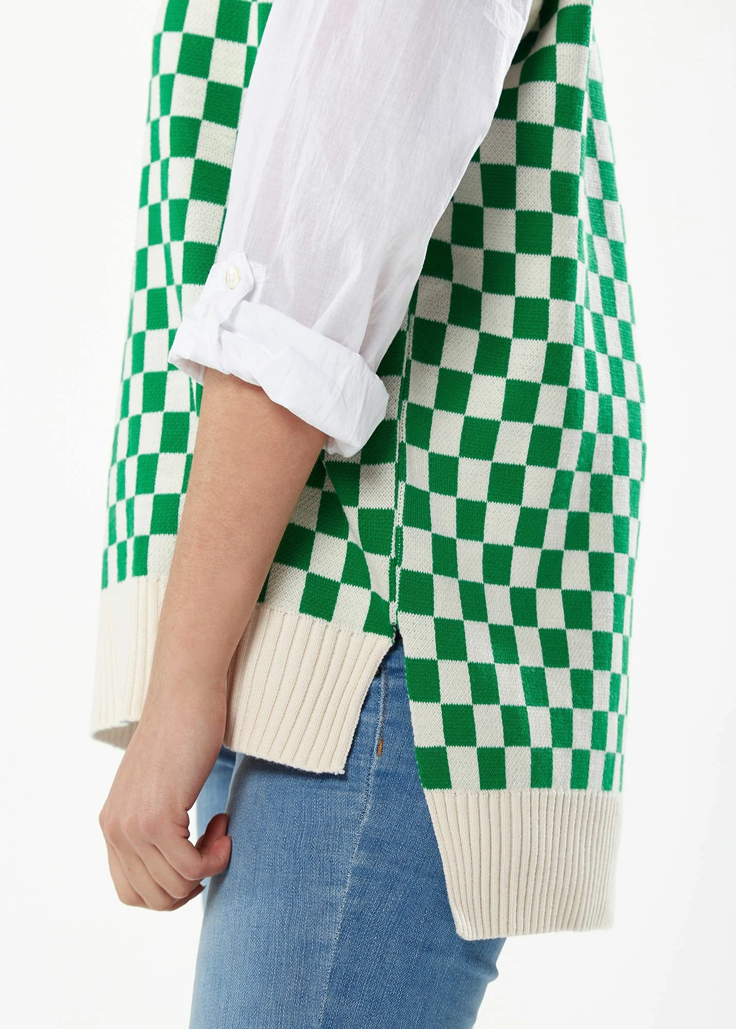 Liquorish Chequered Knitted Vest in Green and Cream 6 Liquorish Chequered Knitted Vest in Green and Cream - Image 4