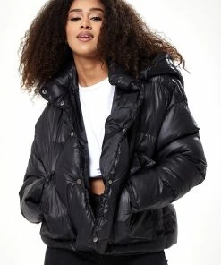 Liquorish Black Puffer Coat
