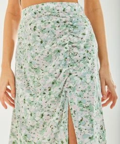 Liquorish Green Floral Midi Skirt -Liquorish Sales Store e6dc32e68e554554a4778d6474bcaab7