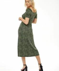Liquorish Fitted Midi Dress in Khaki Animal Print - Green -Liquorish Sales Store e901c83728dd403eb554e7cdd18bcb34 scaled