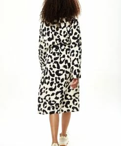 Liquorish Animal Print Midi Shirt Dress in Black and White - Black/White -Liquorish Sales Store ed2f07c520754e8382be920bd838004e scaled