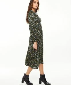 Liquorish Black Floral Print Midi Dress with Lurex and Neck Detail - Multicolour -Liquorish Sales Store efb526ff952348ac86a9f1eb7e42af37 scaled