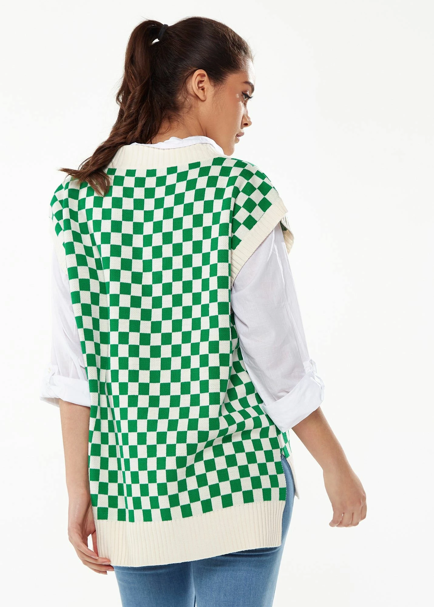 Liquorish Chequered Knitted Vest in Green and Cream 5 Liquorish Chequered Knitted Vest in Green and Cream - Image 3