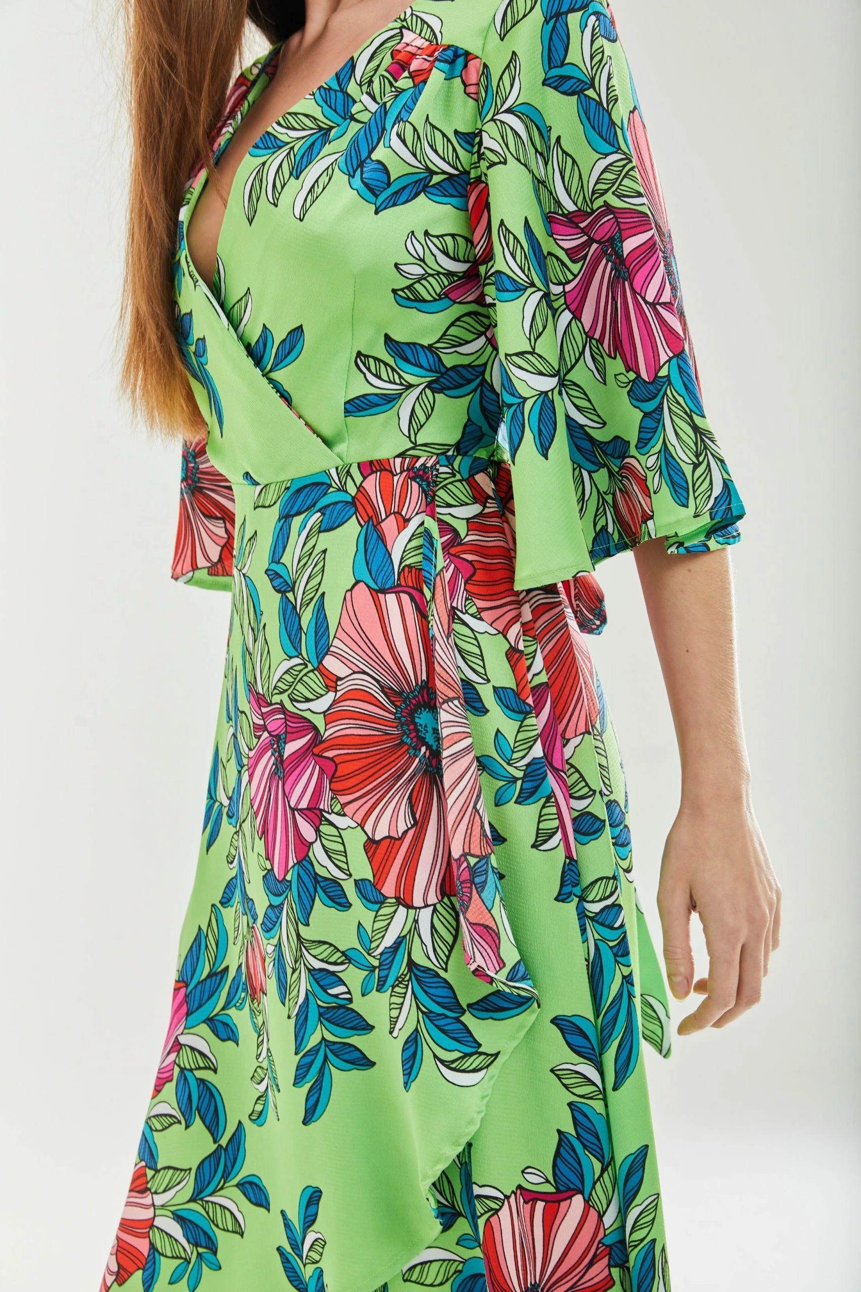 Liquorish Green Floral Midi Wrap Dress 6 Liquorish Green Floral Midi Wrap Dress - Image 4
