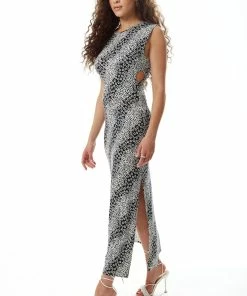 Liquorish Black and White Floral Jersey Maxi Dress with Cut out details - Black/White -Liquorish Sales Store fbbd4421e5e248768790d98425dad605 scaled