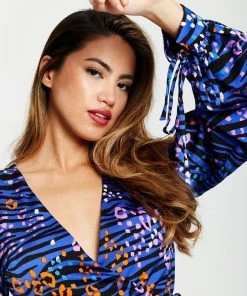 Liquorish Vivid Zebra Print Mini Wrap Dress in Blue - Multicolour 13 Liquorish Vivid Zebra Print Mini Wrap Dress in Blue - Multicolour -Liquorish Sales Store fff80277d21d42f39479b7e09571be17 scaled